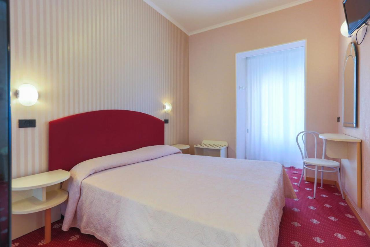 Hotel Souvenir Bellaria-Igea Marina Esterno foto
